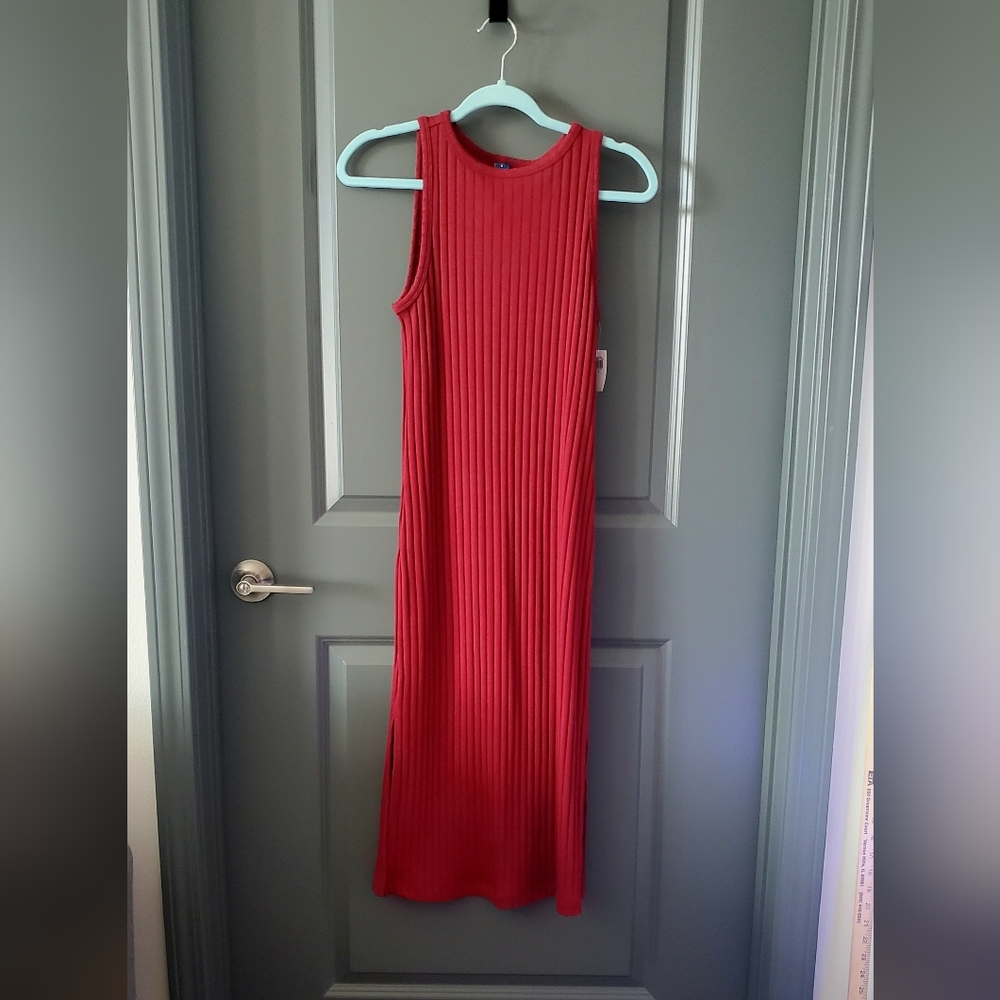Sleeveless Red Ribbed Dress